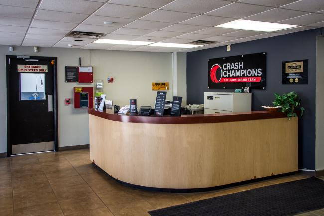 Bandera, TX - Crash Champions collision repair shop