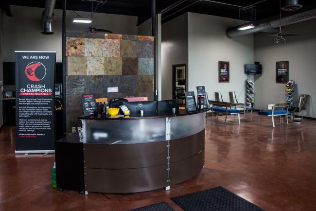 Universal City, TX - Crash Champions collision repair shop