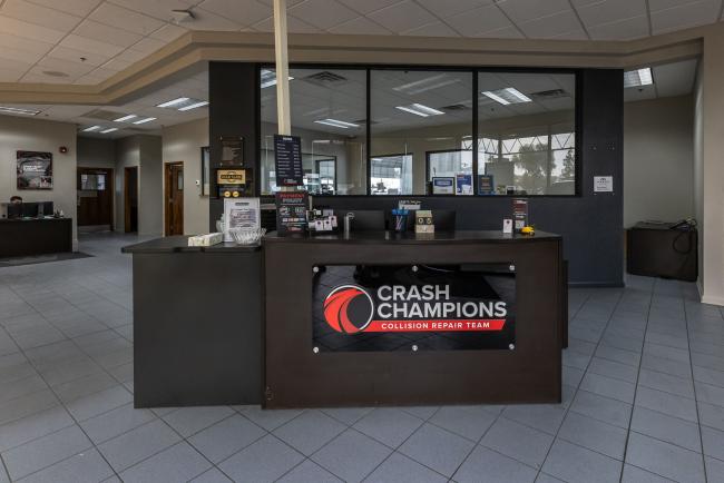 Elliot, AZ - Crash Champions collision repair shop