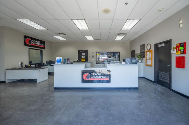 Peoria 75th Ave, AZ - Crash Champions collision repair shop