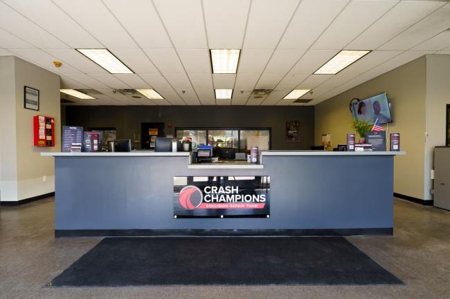 Orlando East, FL - Crash Champions collision repair shop
