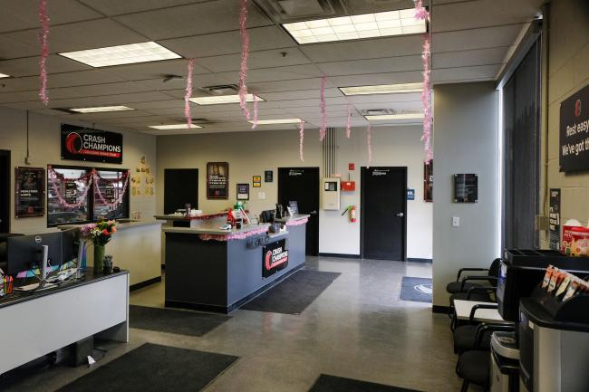 Midvale, UT - Crash Champions collision repair shop