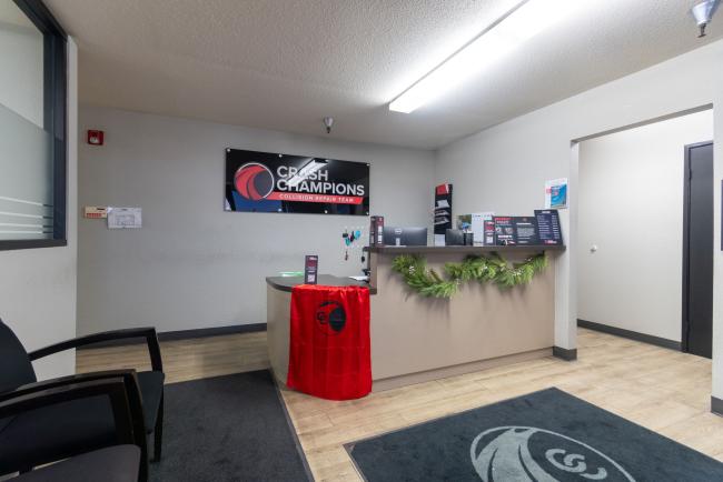 Placentia, CA - Crash Champions collision repair shop