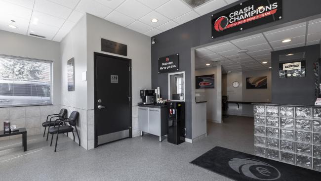 Orland Park, IL - Crash Champions collision repair shop