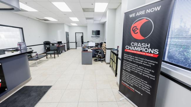 Southaven, MS - Crash Champions collision repair shop