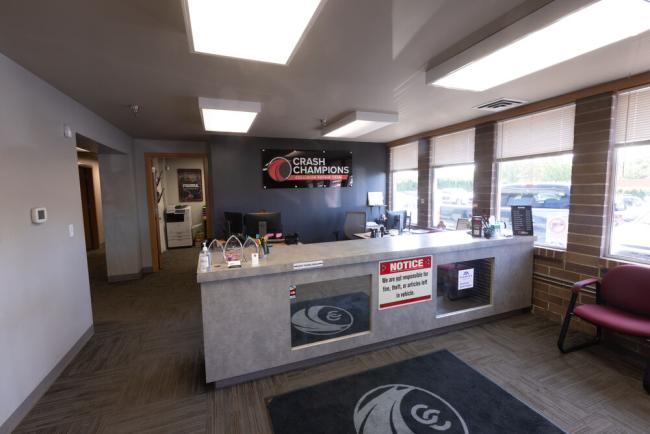 Burien, WA - Crash Champions collision repair shop