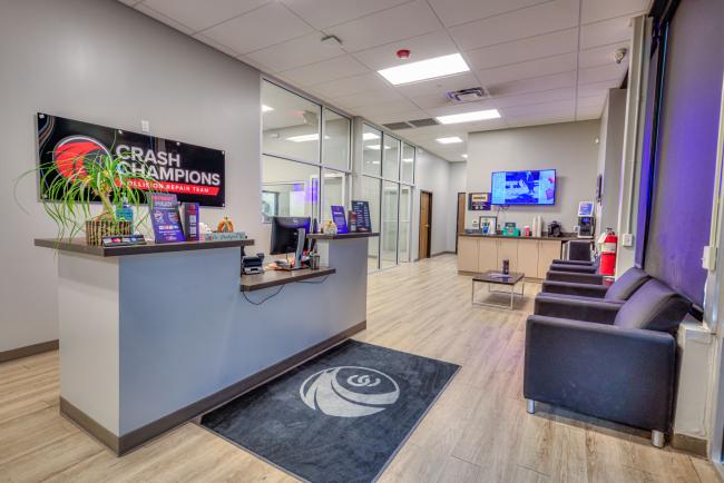 Etna, PA - Crash Champions collision repair shop