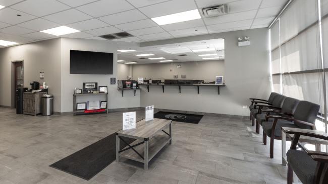 Division, IL - Crash Champions collision repair shop