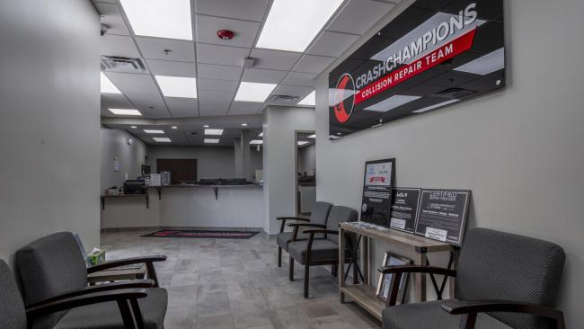 Montrose, IL - Crash Champions collision repair shop
