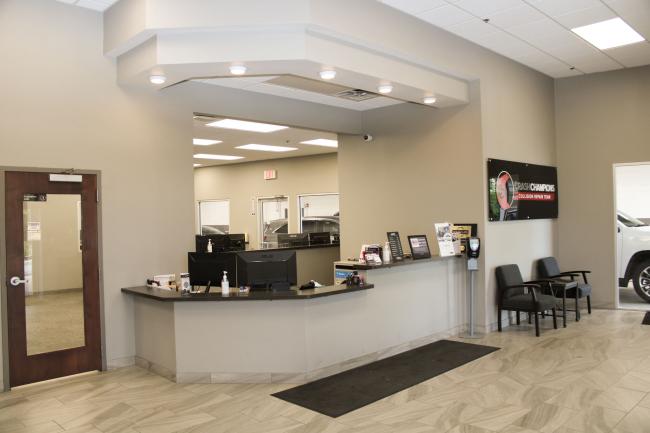 Mundelein, IL - Crash Champions collision repair shop