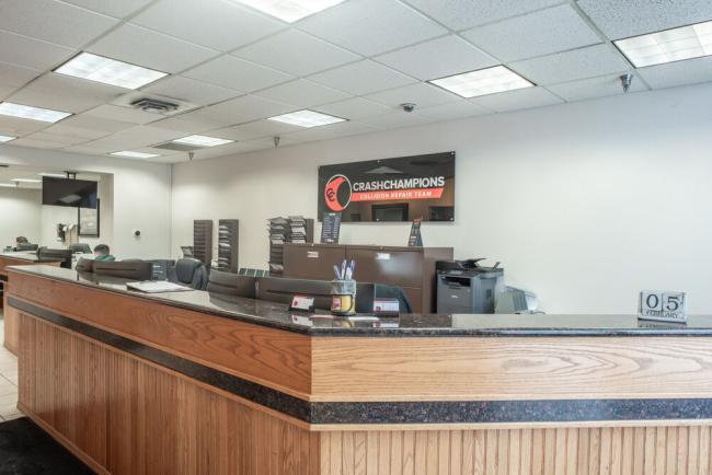 Spokane Francis, WA - Crash Champions collision repair shop