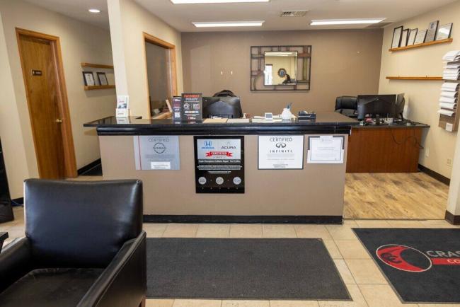 Ft Collins Lincoln, CO - Crash Champions collision repair shop