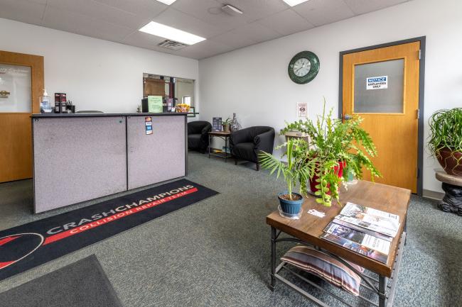 Akron Green, OH - Crash Champions collision repair shop