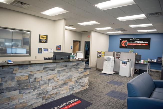 Newton, KS - Crash Champions collision repair shop