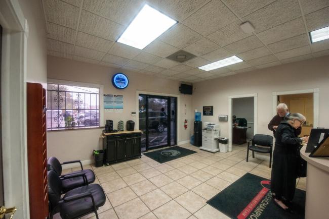 Kellogg, KS - Crash Champions collision repair shop