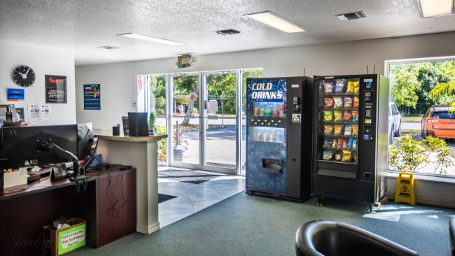 Port St Lucie, FL - Crash Champions collision repair shop