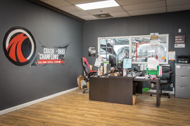 North Palm Beach, FL - Crash Champions collision repair shop
