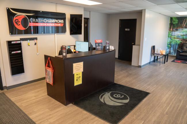 Cassat Ave, FL - Crash Champions collision repair shop