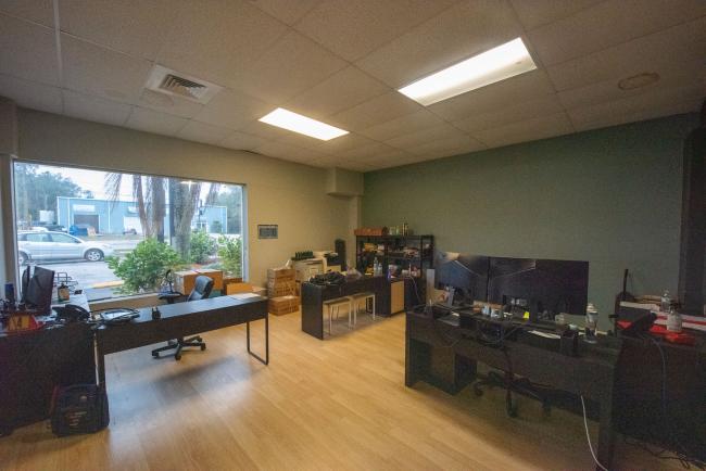 Nebraska Ave N, FL - Crash Champions collision repair shop