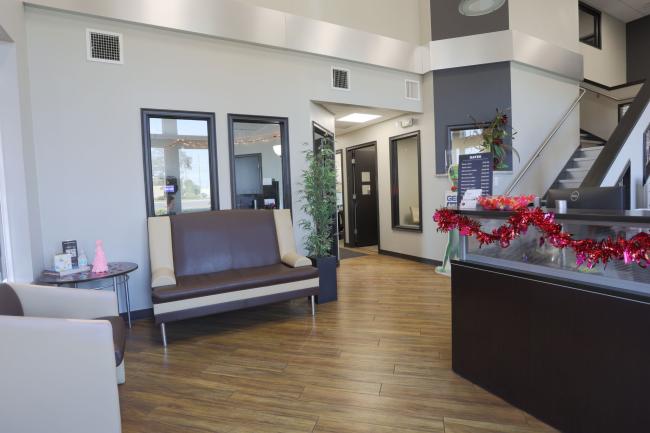Ulmerton Road, FL - Crash Champions collision repair shop