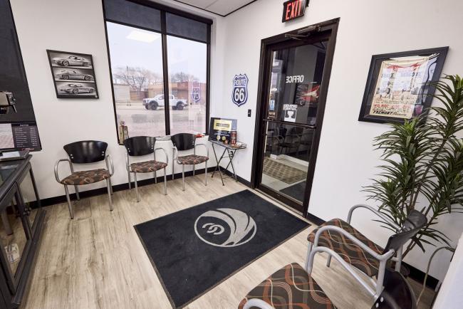Lubbock Dwtn, TX - Crash Champions collision repair shop