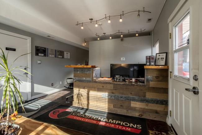 Bellingham Queen, WA - Crash Champions collision repair shop