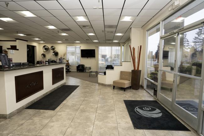 Bakersfield, CA - Crash Champions collision repair shop